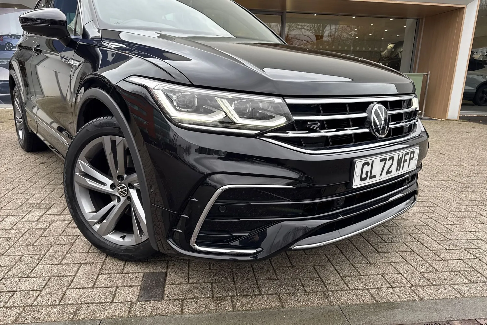 VOLKSWAGEN TIGUAN thumbnail image number 7