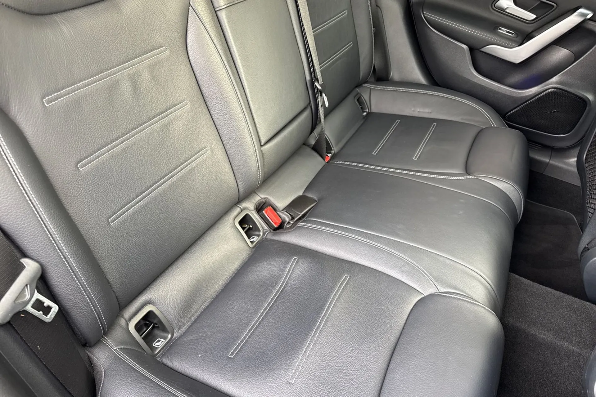 MERCEDES-BENZ CLA thumbnail image number 24