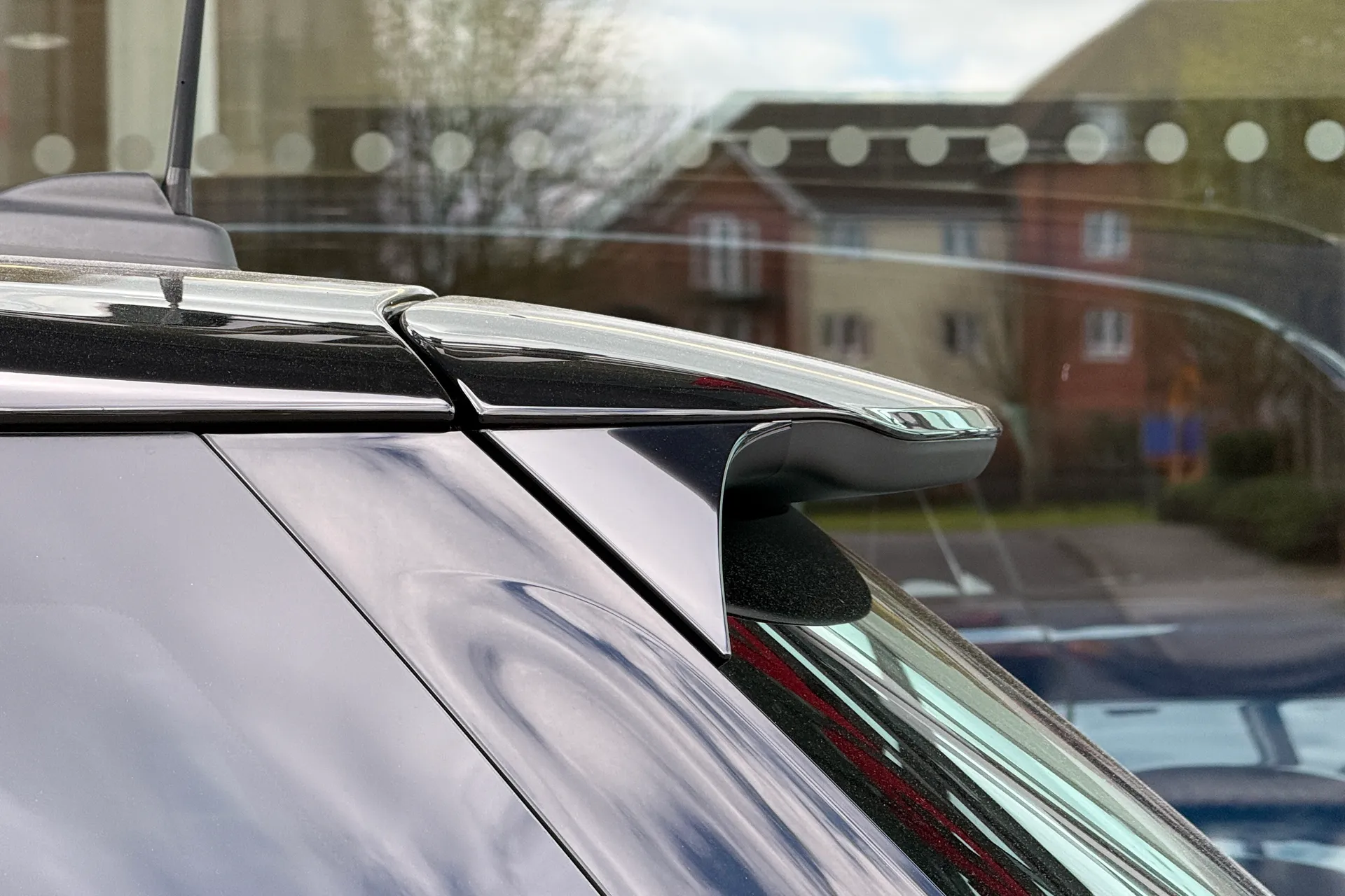 MINI HATCHBACK thumbnail image number 47