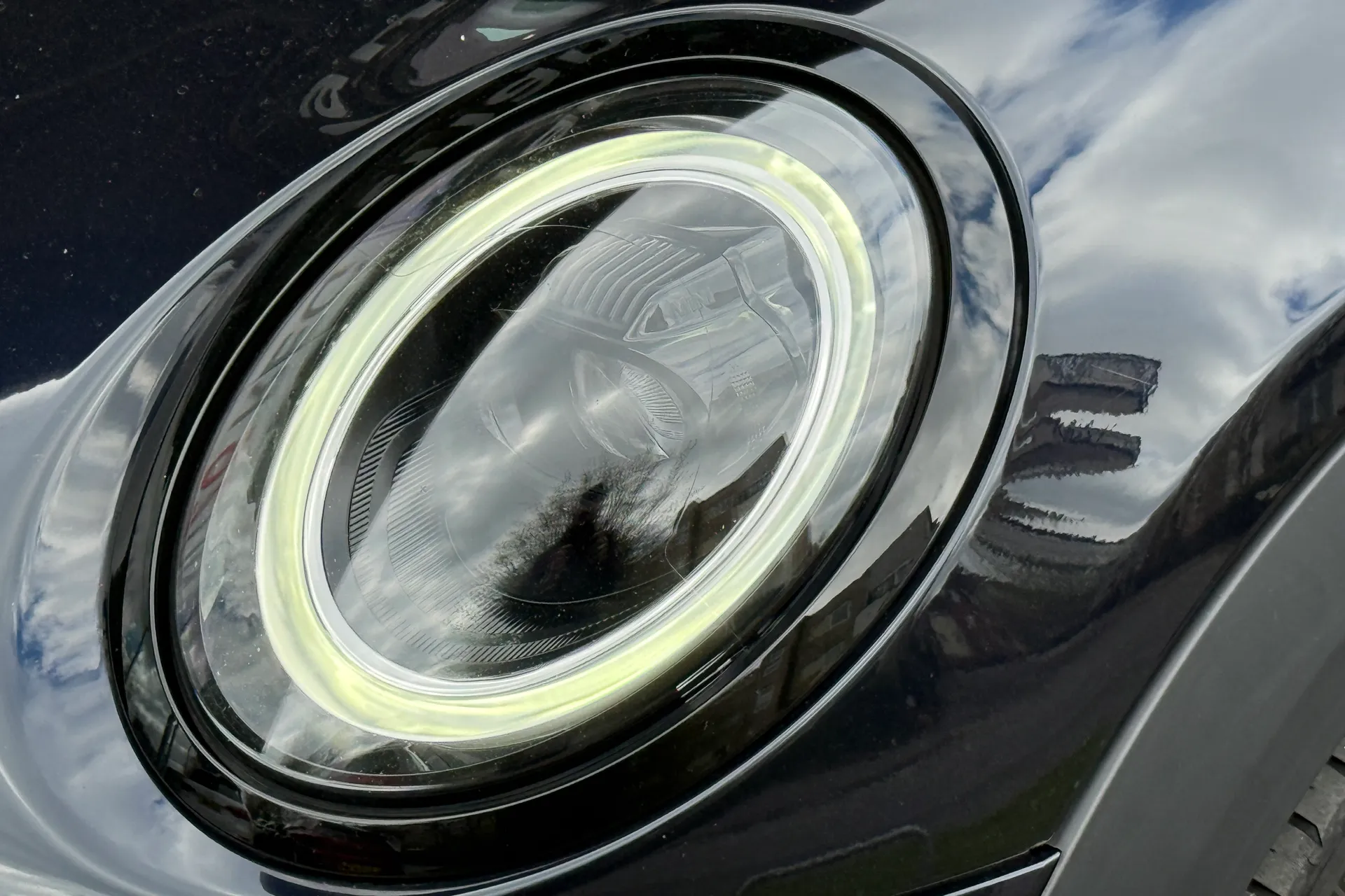 MINI HATCHBACK thumbnail image number 54