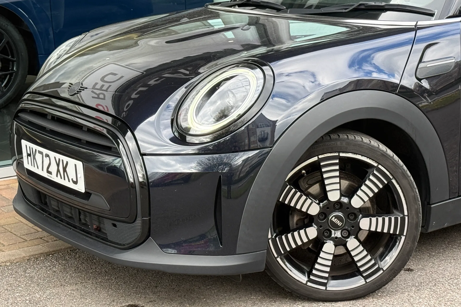 MINI HATCHBACK thumbnail image number 57