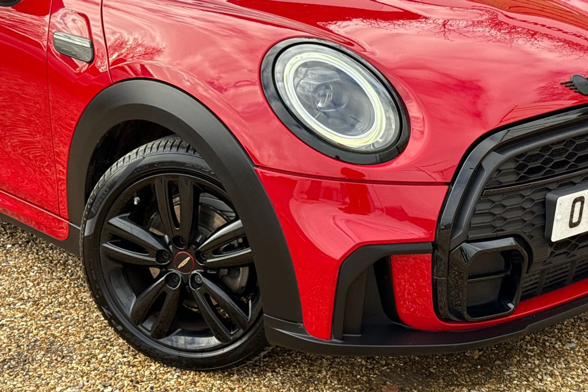 MINI HATCHBACK thumbnail image number 7