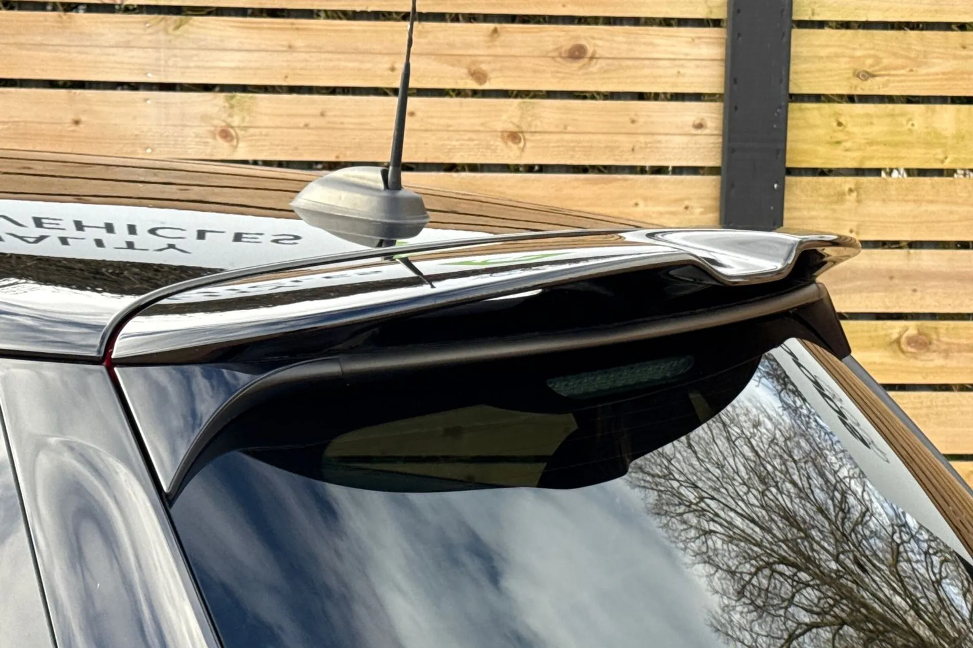 MINI HATCHBACK thumbnail image number 16