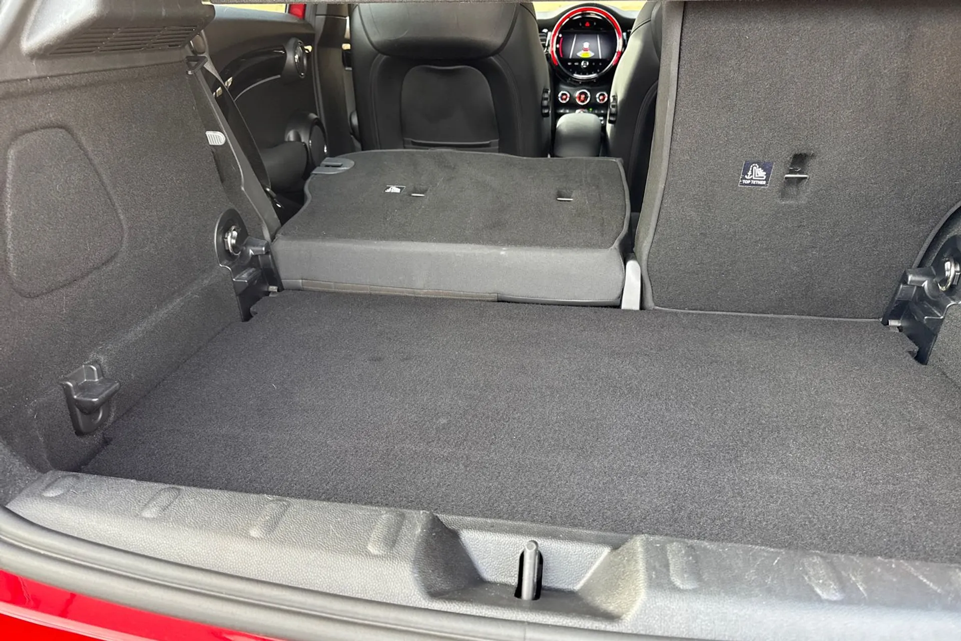 MINI HATCHBACK thumbnail image number 23