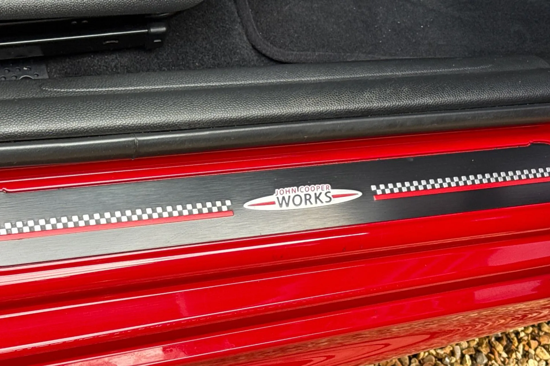 MINI HATCHBACK thumbnail image number 47