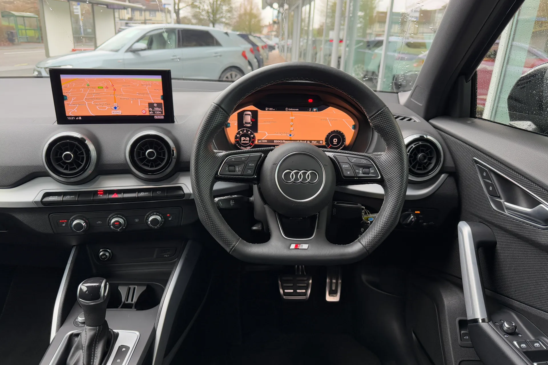 Audi Q2 thumbnail image number 40