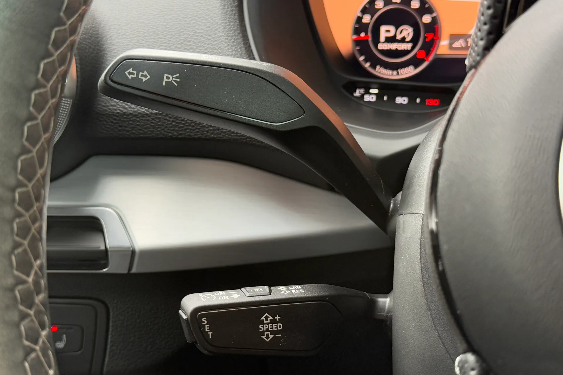 Audi Q2 thumbnail image number 15