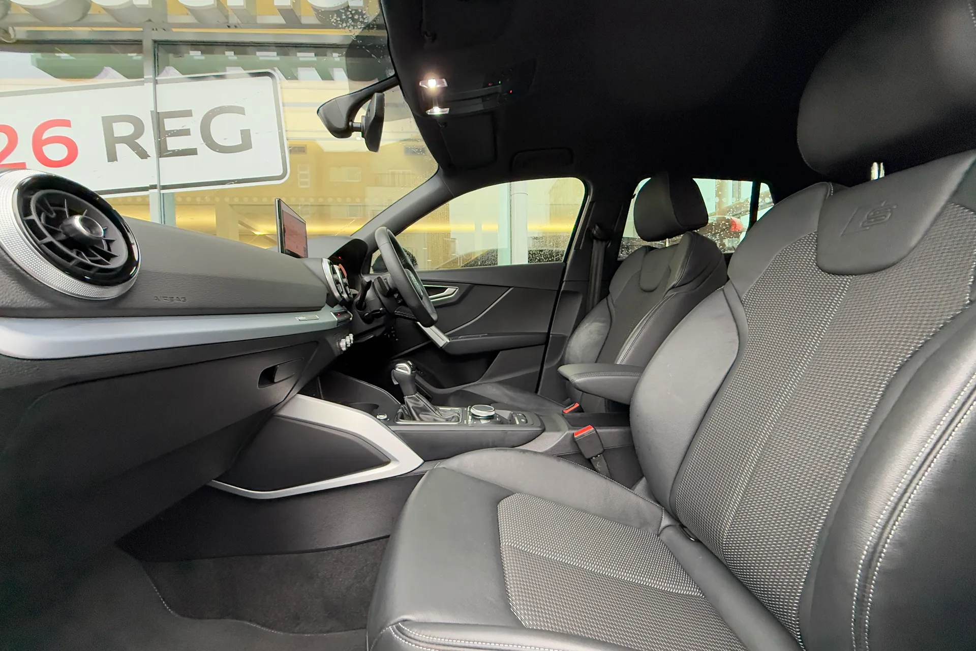 Audi Q2 thumbnail image number 50