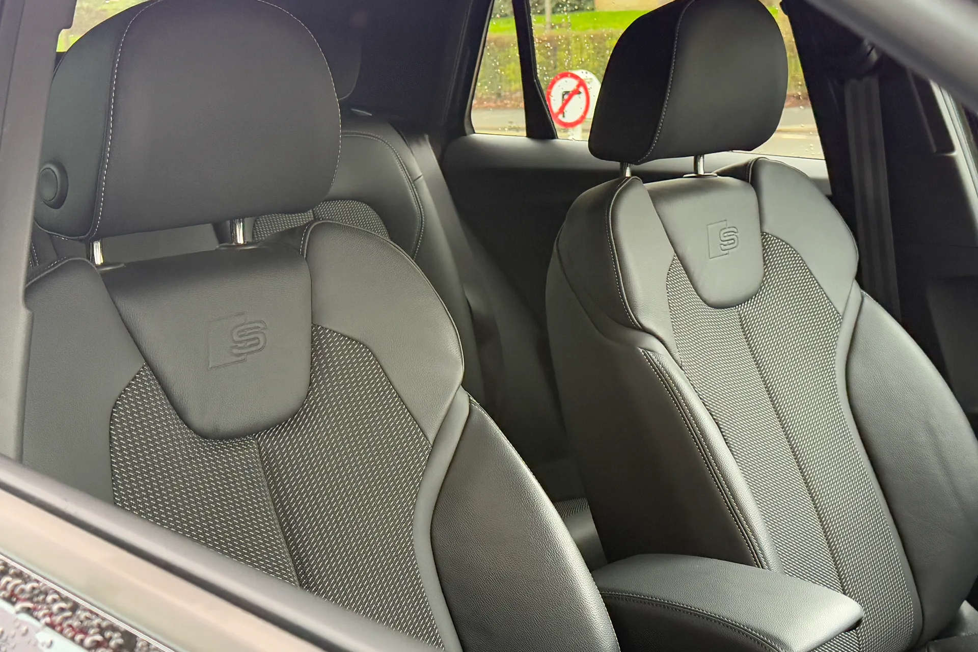 Audi Q2 thumbnail image number 34