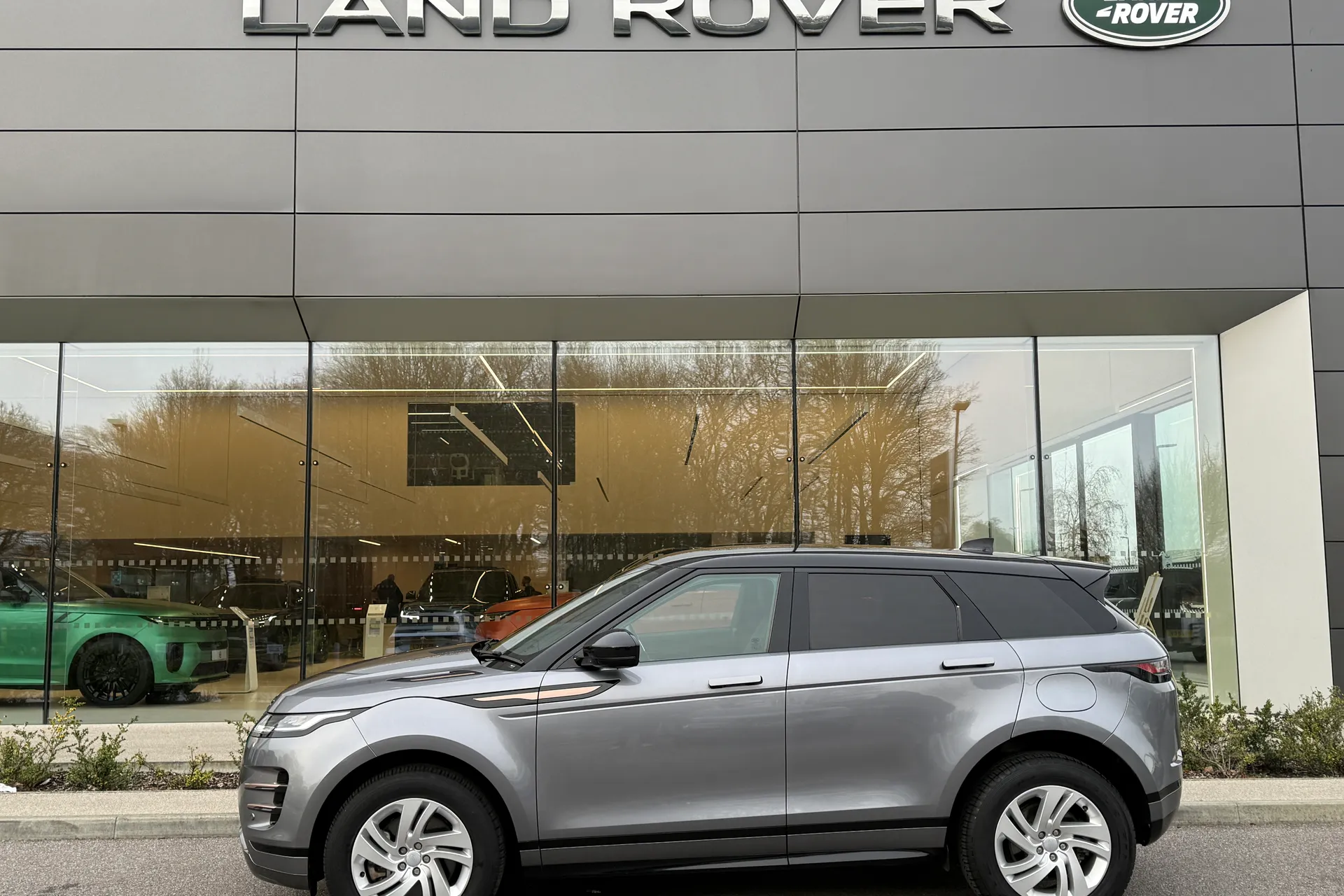 LAND ROVER RANGE ROVER EVOQUE thumbnail image number 9
