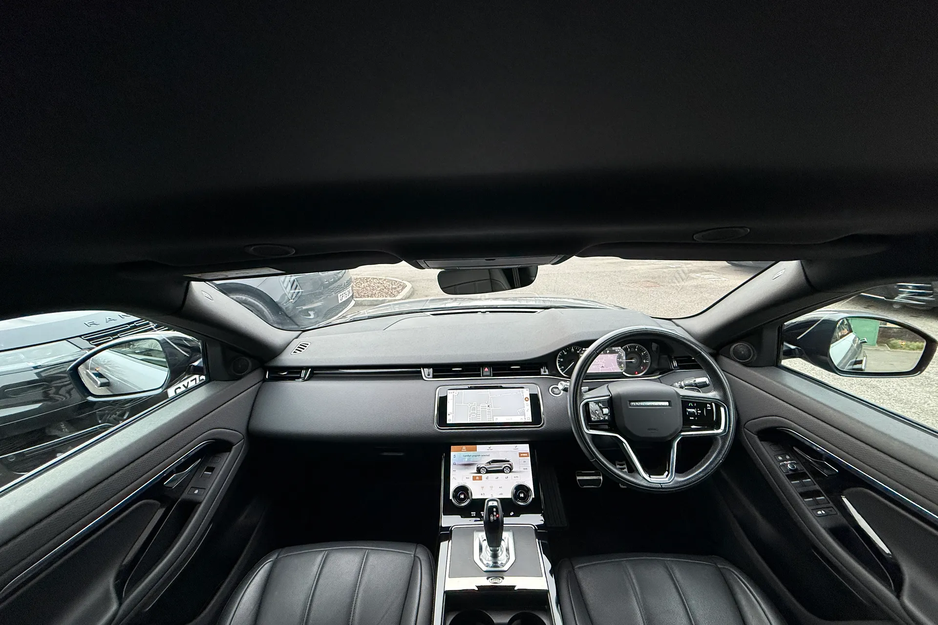 LAND ROVER RANGE ROVER EVOQUE thumbnail image number 4