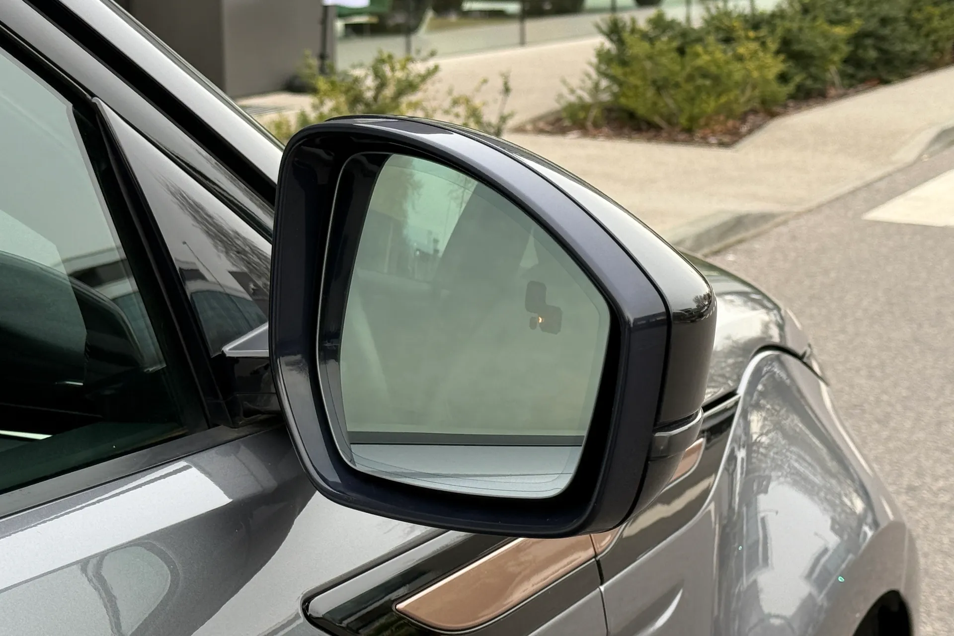 LAND ROVER RANGE ROVER EVOQUE thumbnail image number 11