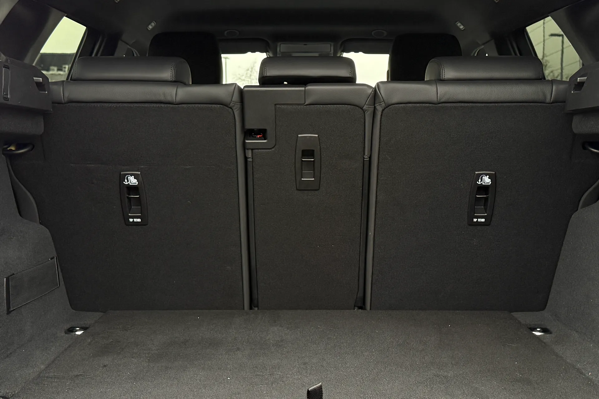 LAND ROVER RANGE ROVER EVOQUE thumbnail image number 28