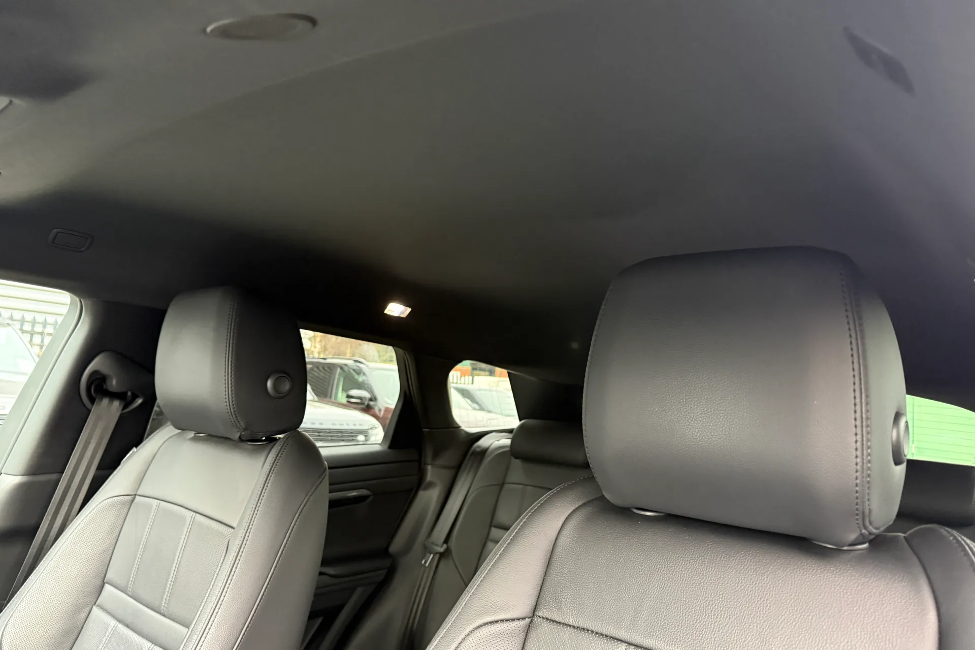 LAND ROVER RANGE ROVER EVOQUE thumbnail image number 5