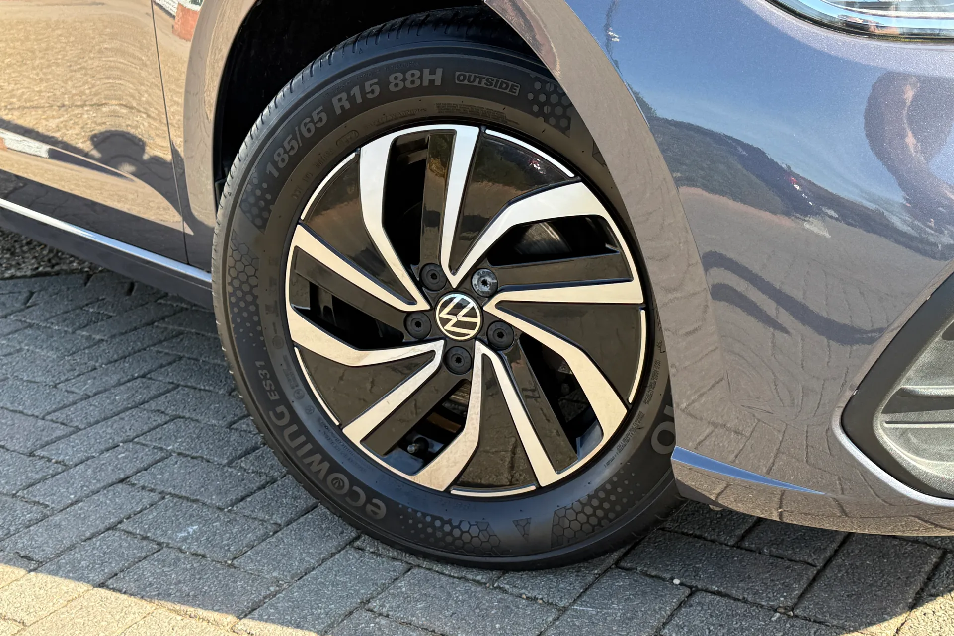 VOLKSWAGEN POLO thumbnail image number 6