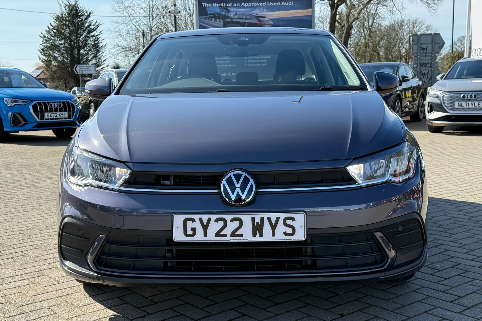 VOLKSWAGEN POLO thumbnail image number 16