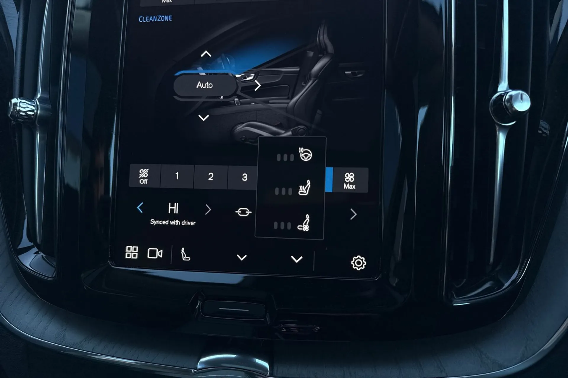 Volvo XC60 thumbnail image number 40