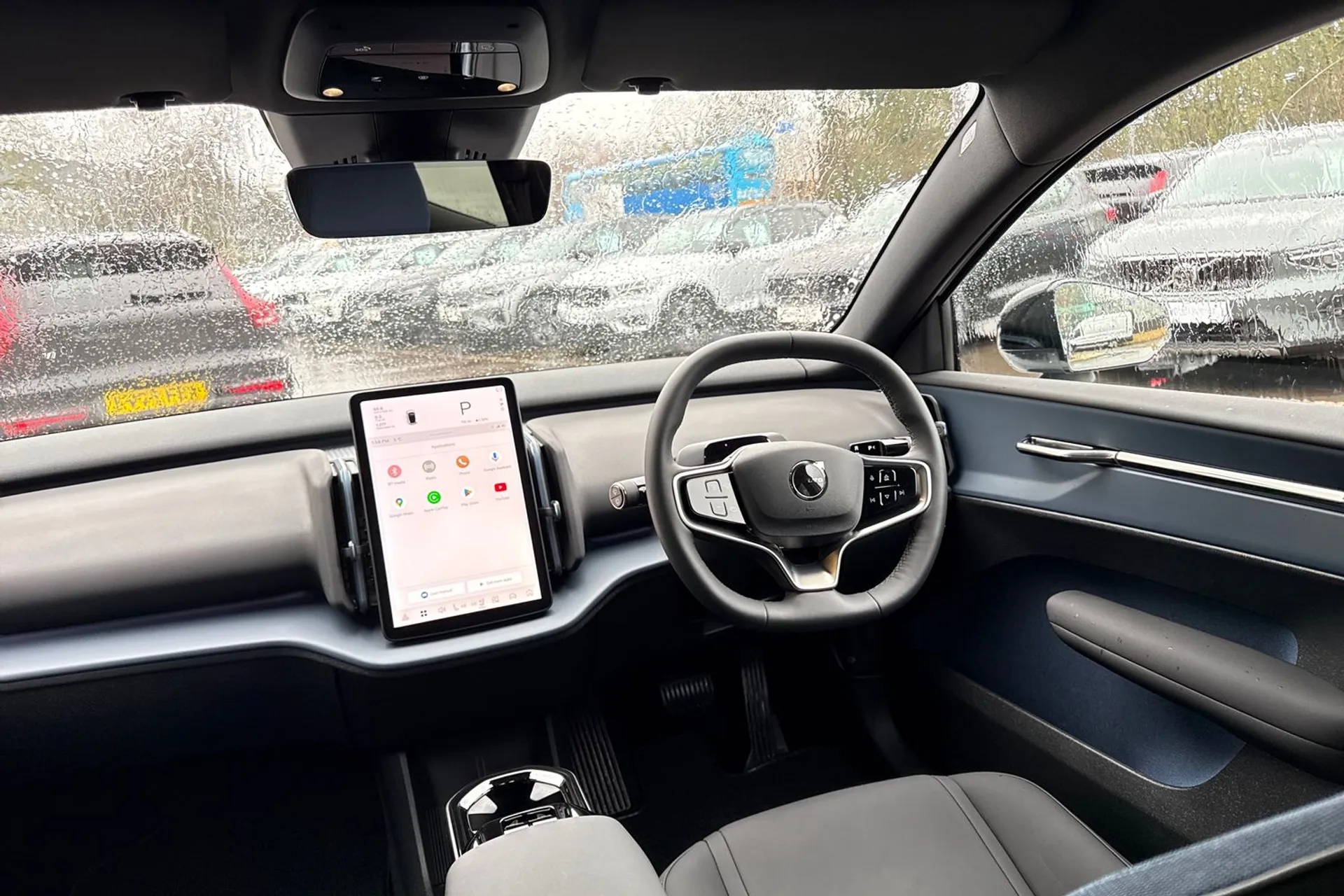 Volvo EX30 thumbnail image number 33