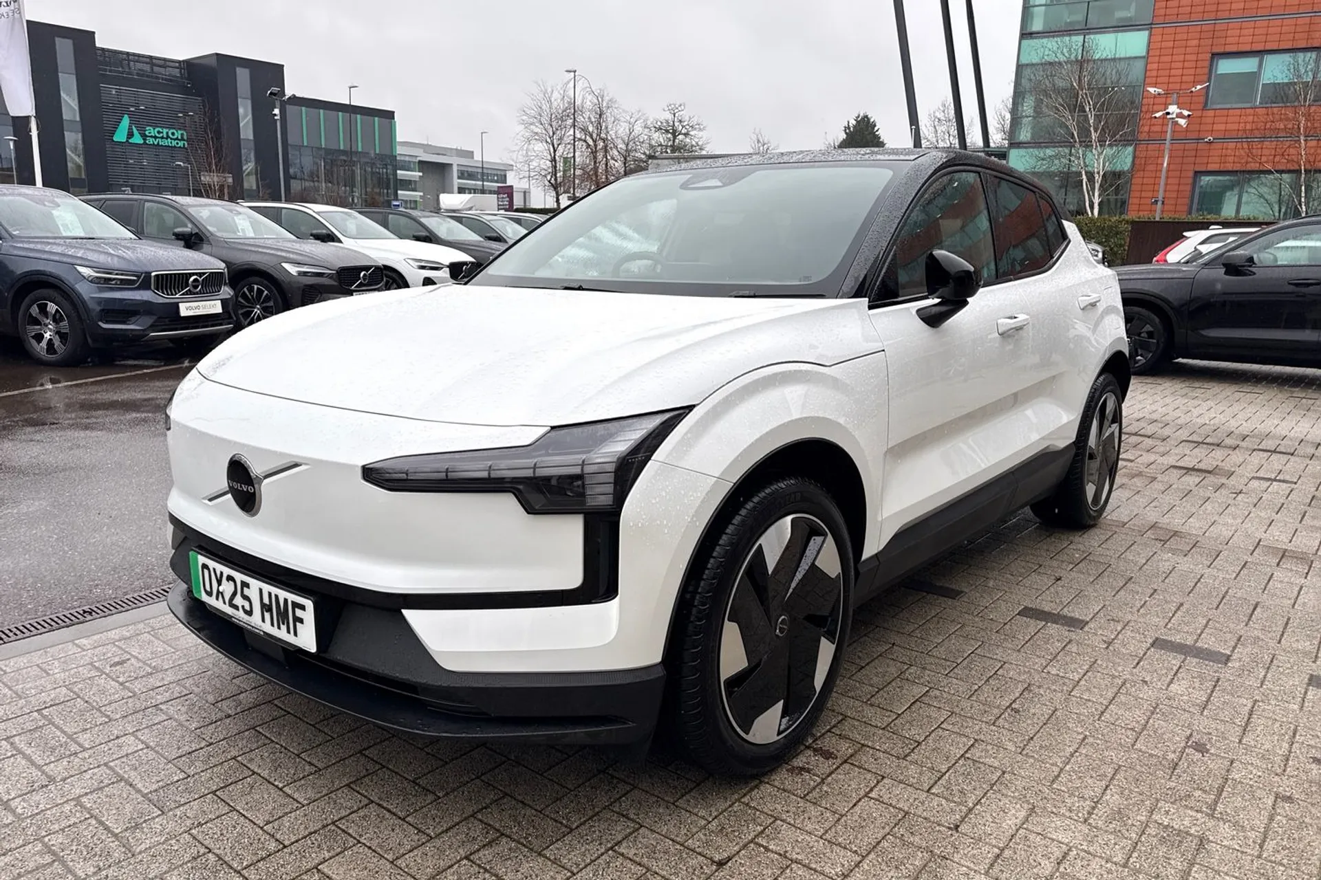 Volvo EX30 thumbnail image number 12