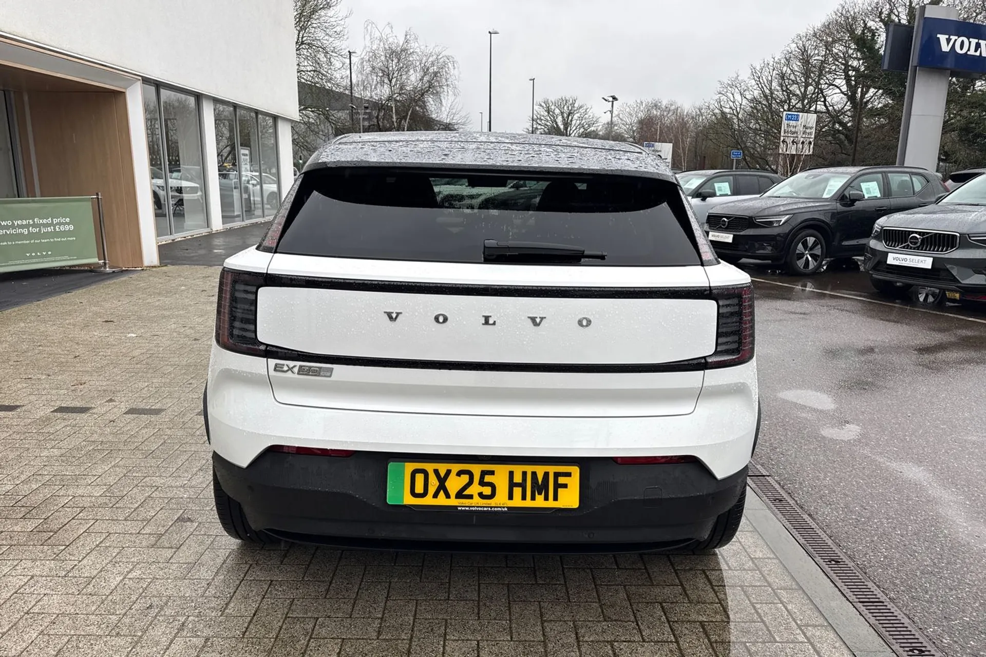 Volvo EX30 thumbnail image number 9