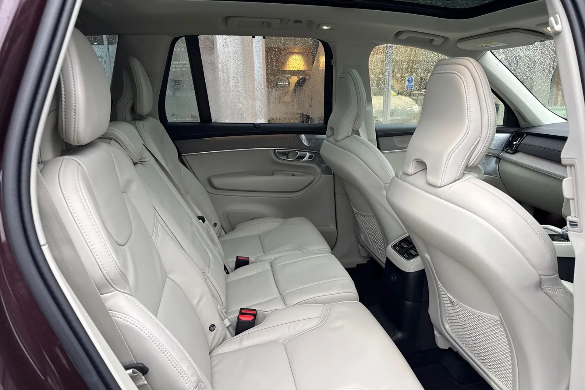 Volvo XC90 thumbnail image number 24