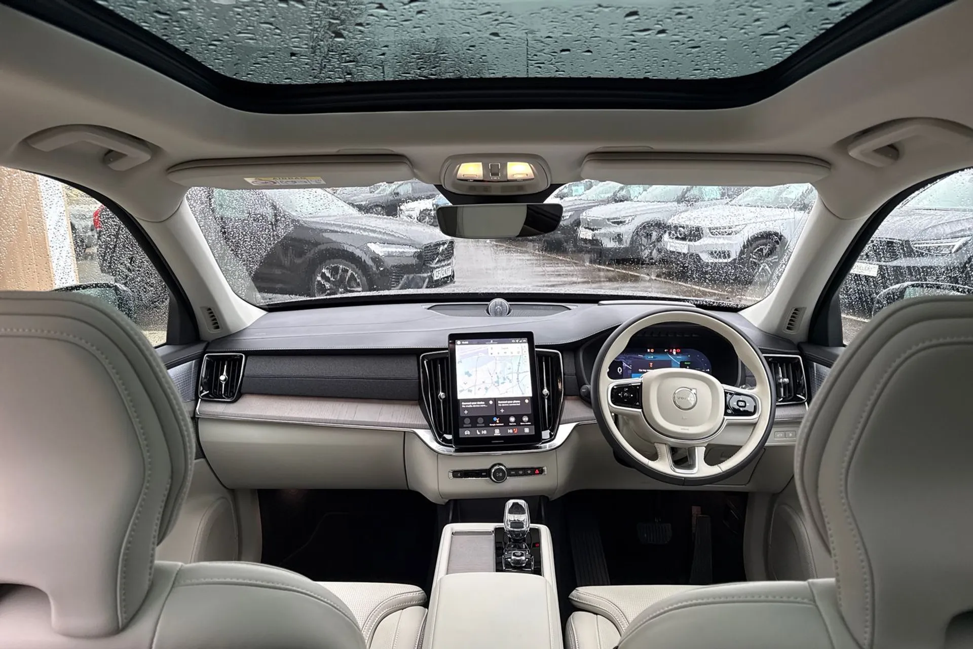 Volvo XC90 thumbnail image number 3