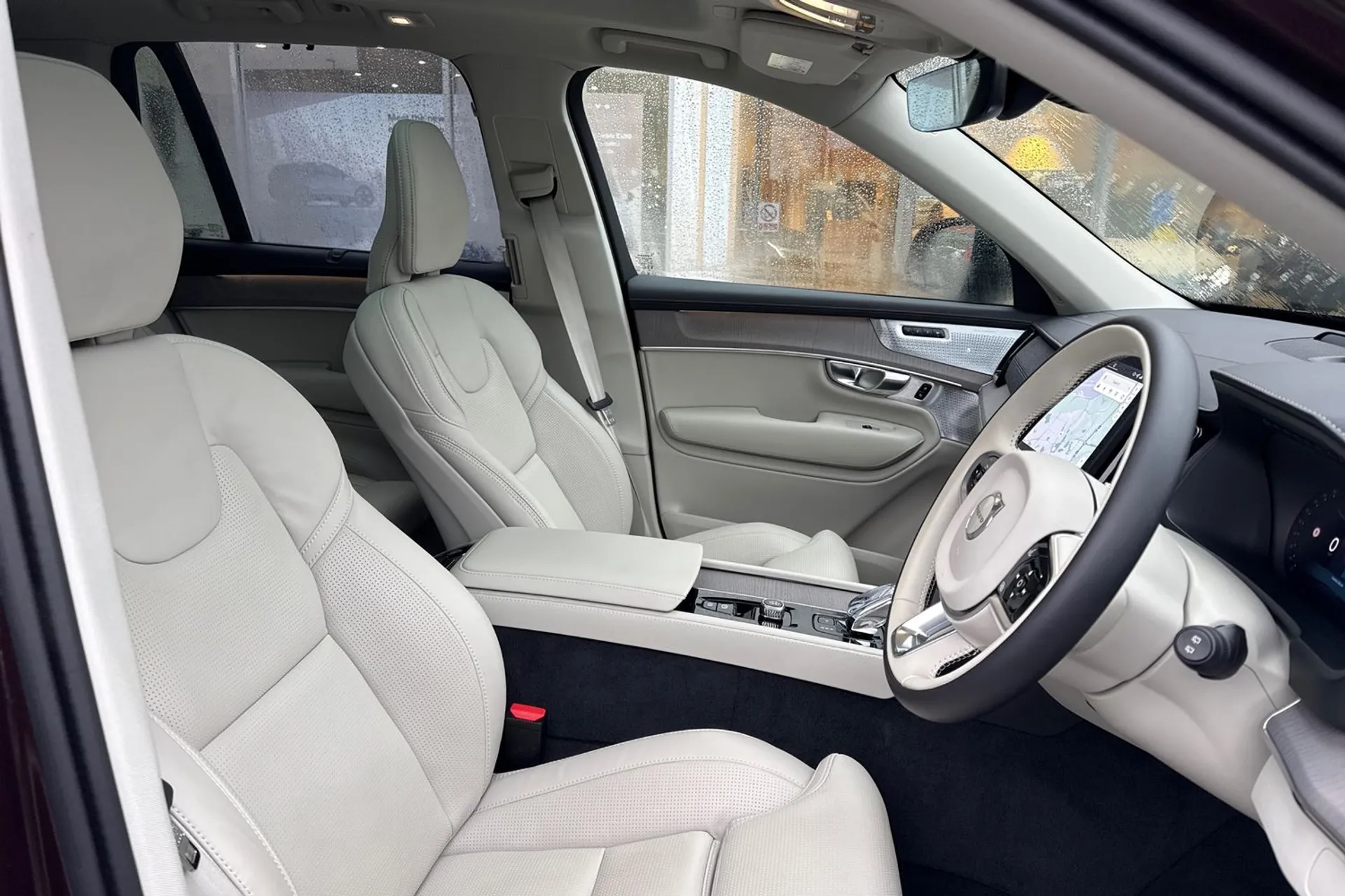 Volvo XC90 thumbnail image number 28