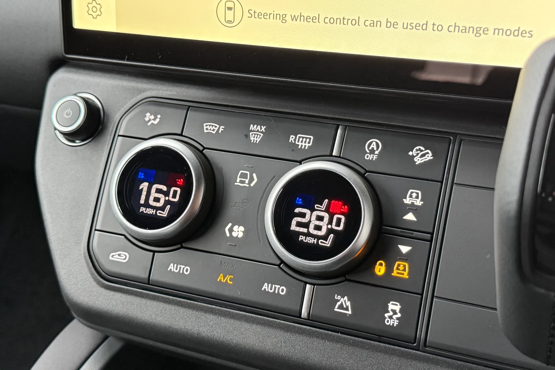 LAND ROVER Defender 110 thumbnail image number 51