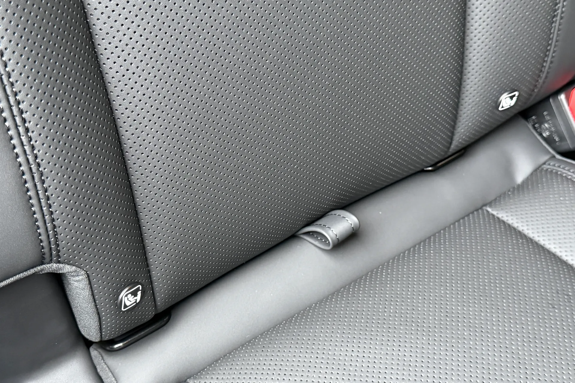 LAND ROVER Defender 110 thumbnail image number 36