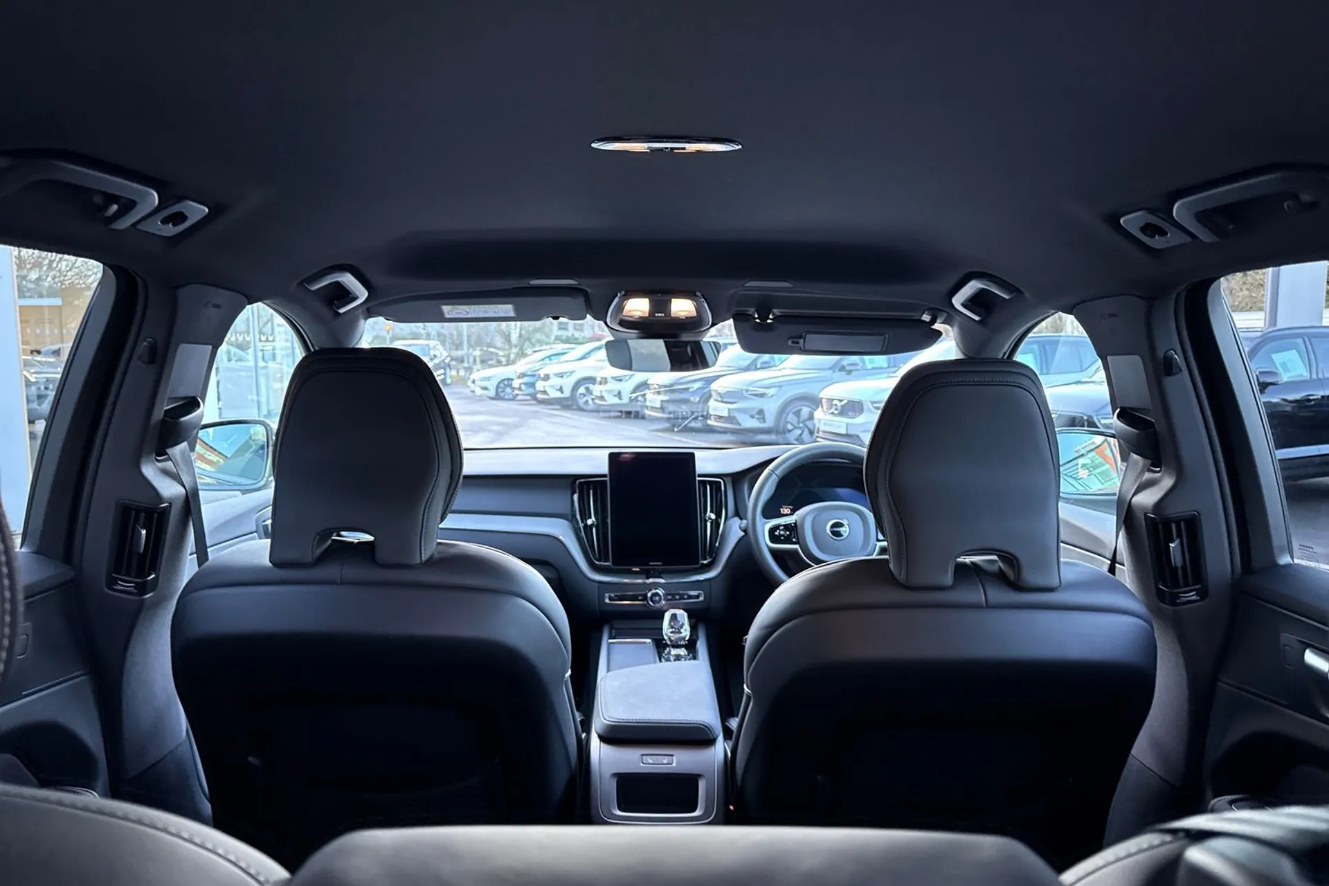 Volvo XC60 thumbnail image number 22