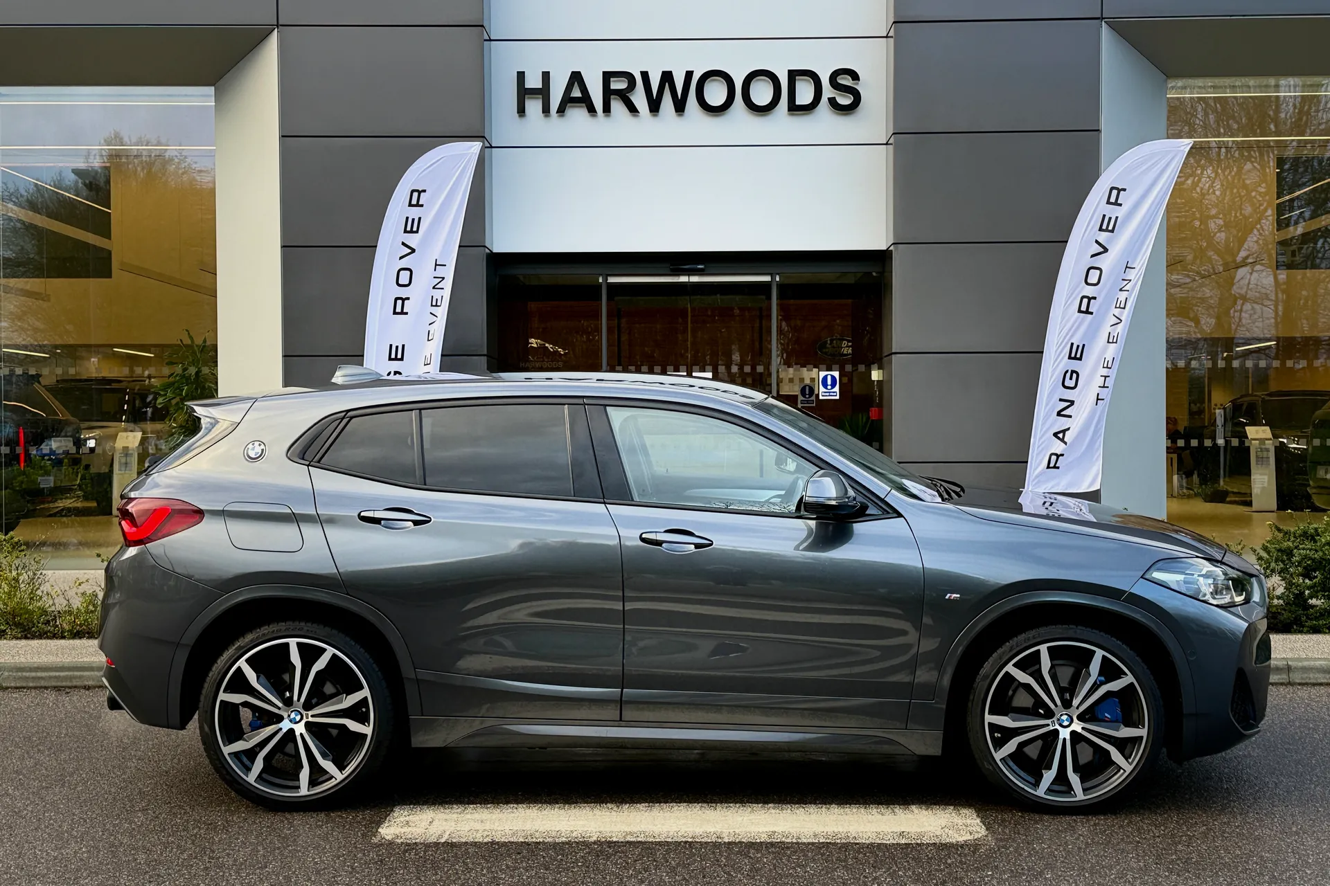 BMW X2 thumbnail image number 2