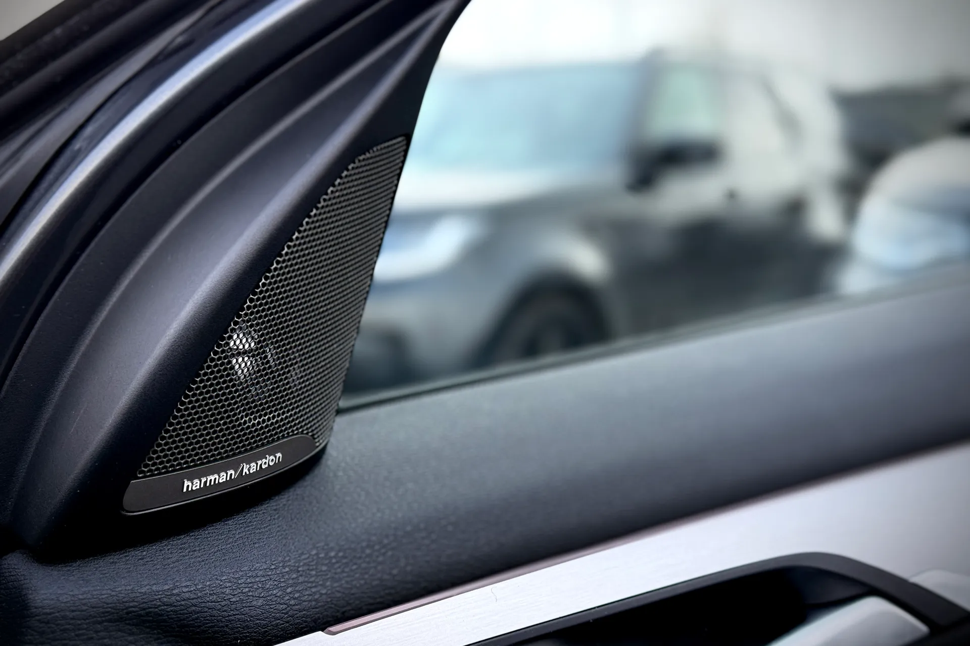 BMW X2 thumbnail image number 44