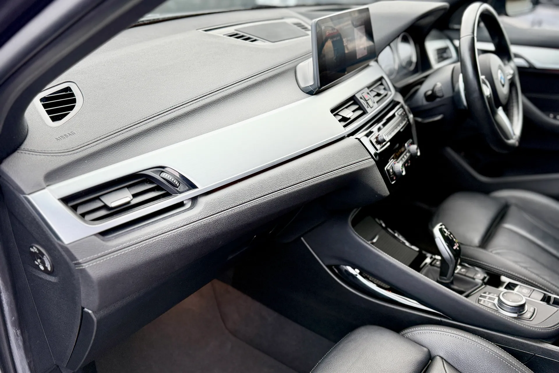 BMW X2 thumbnail image number 38