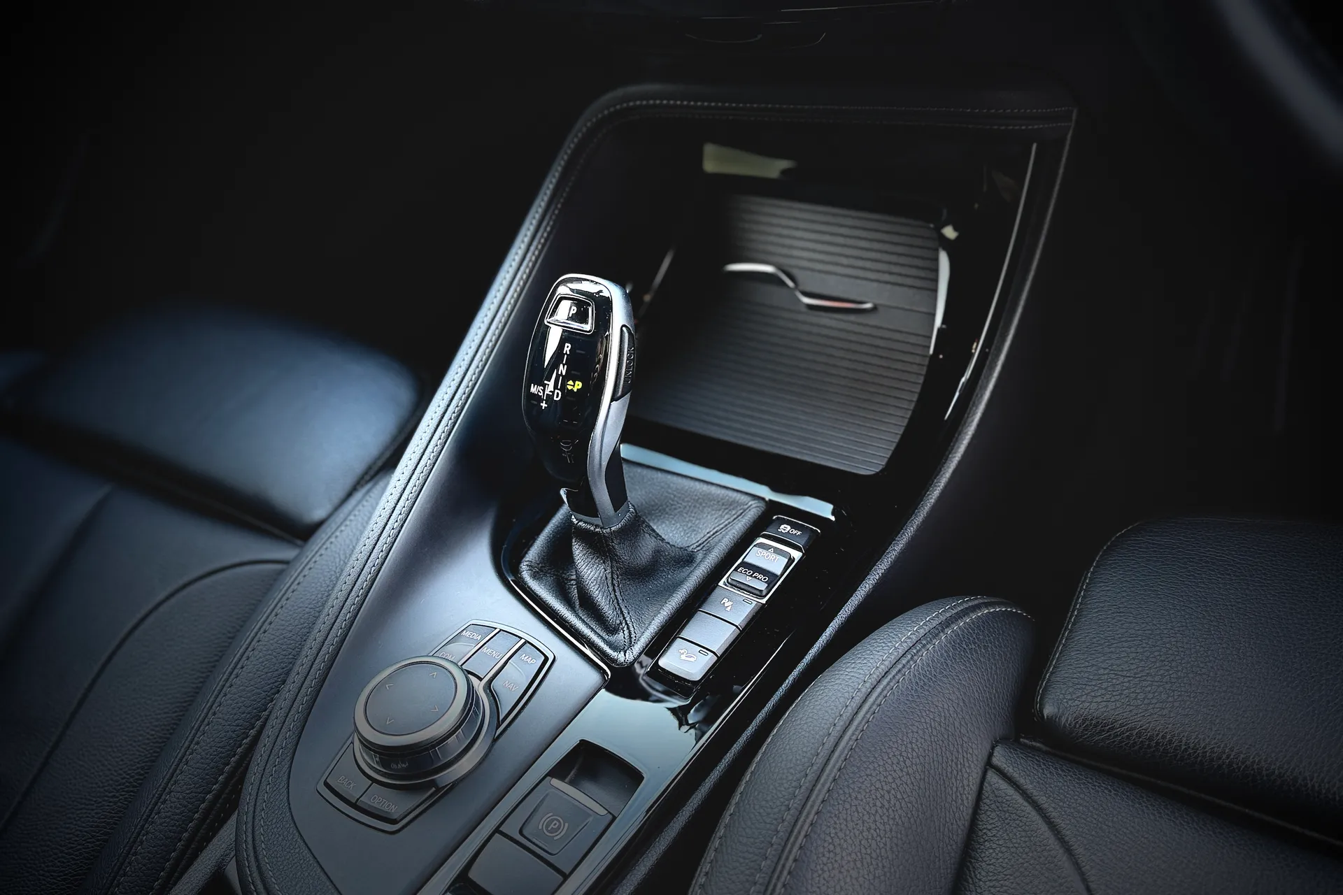 BMW X2 thumbnail image number 24