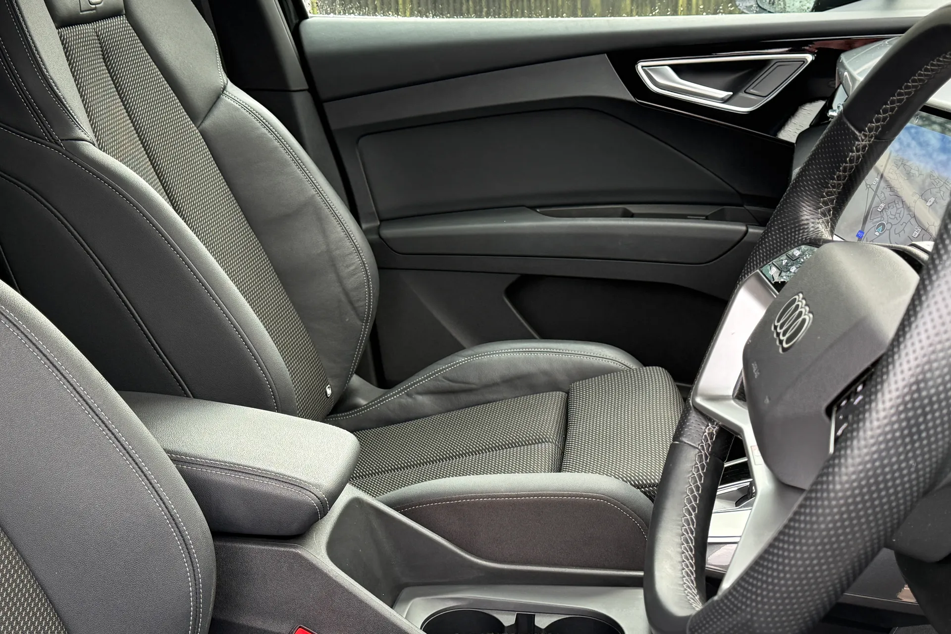 Audi Q4 thumbnail image number 47