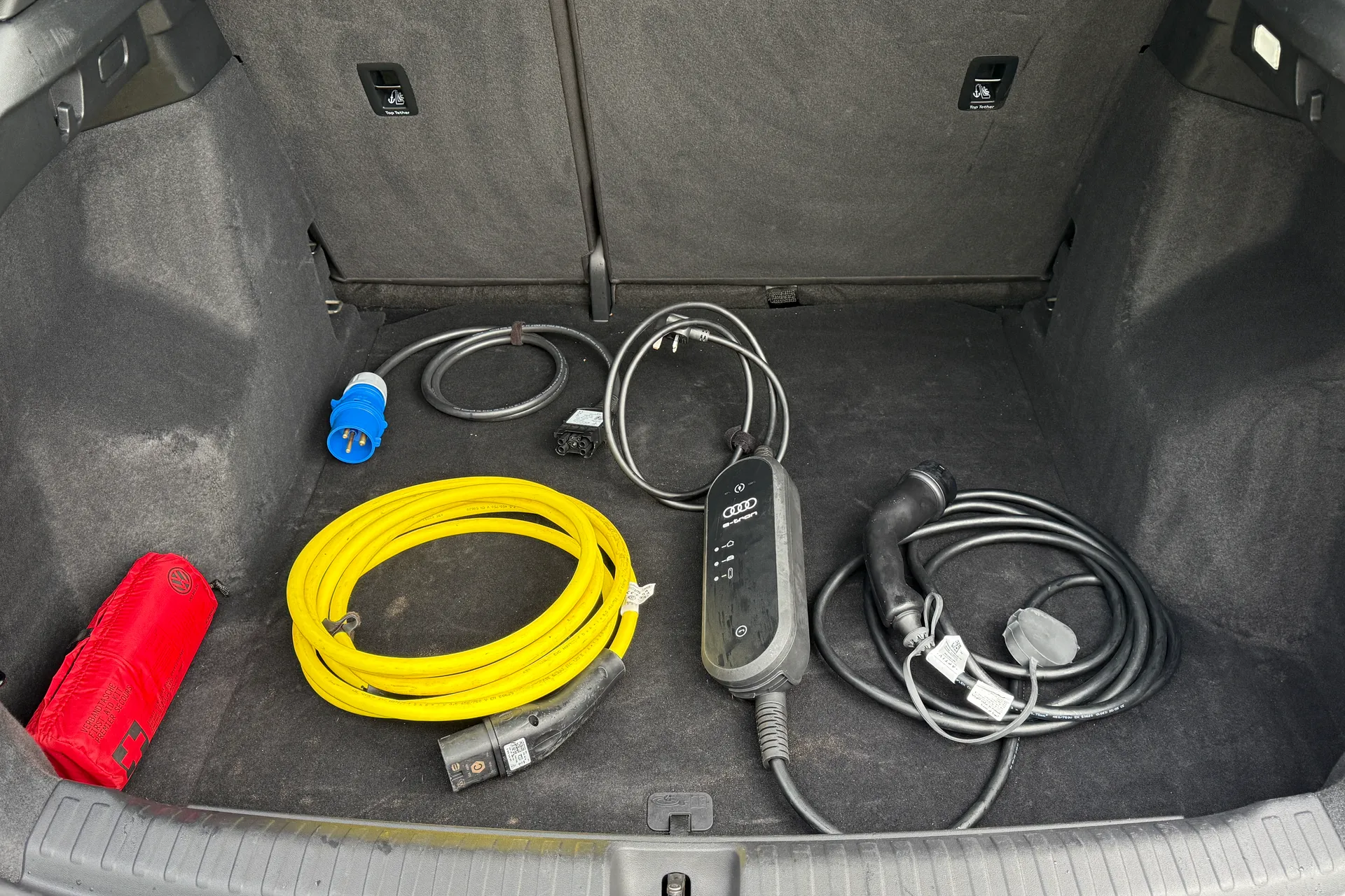 Audi Q4 thumbnail image number 38