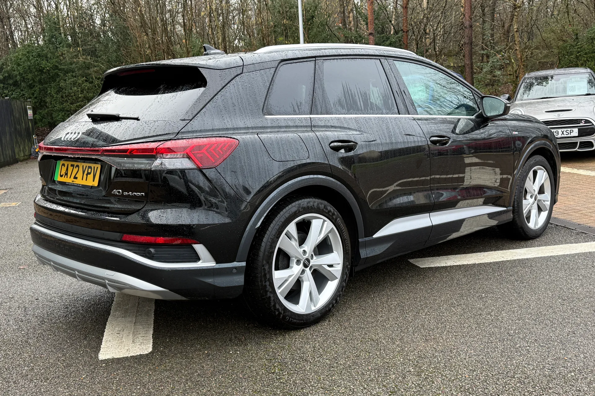 Audi Q4 thumbnail image number 8