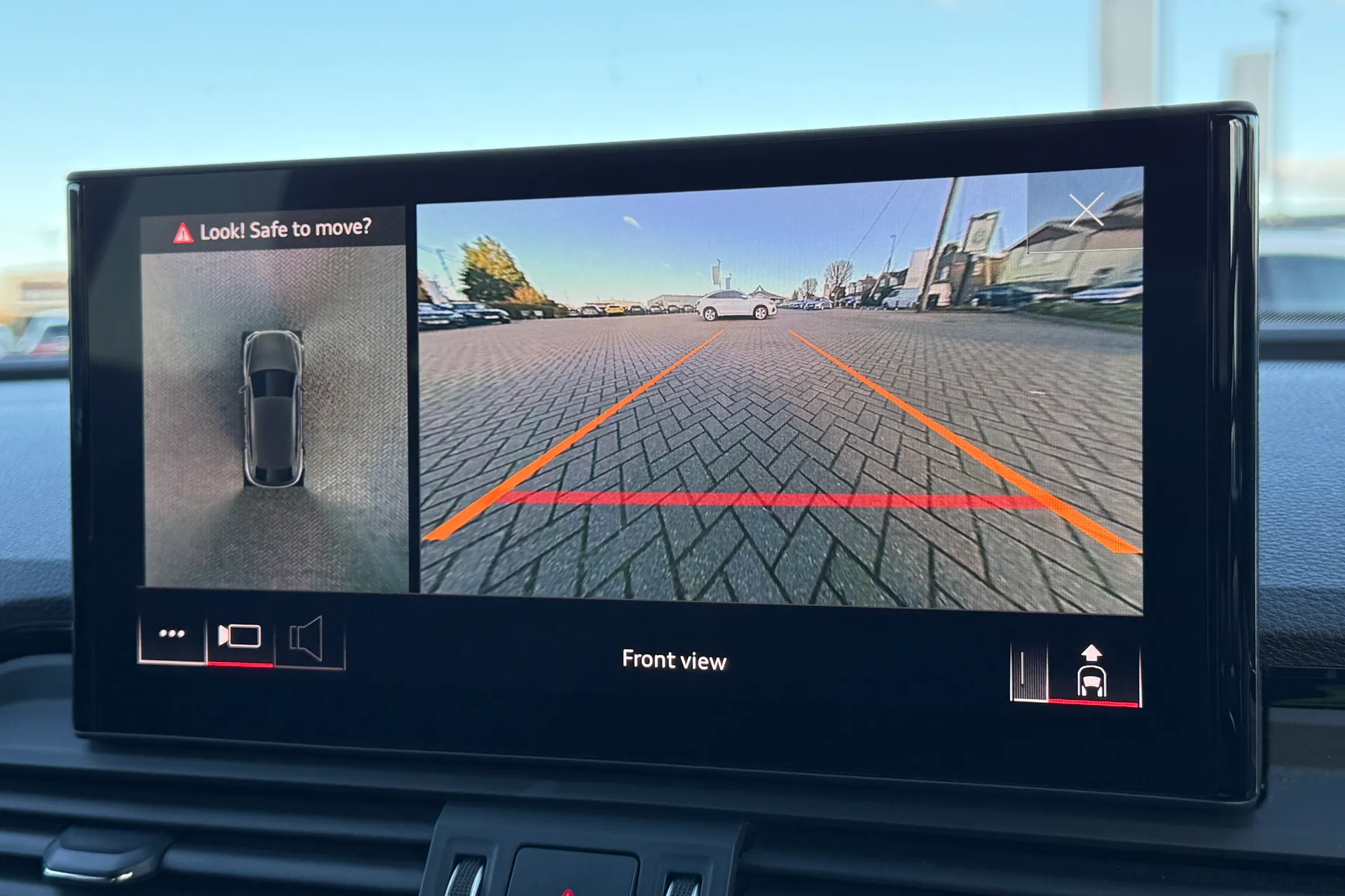 Audi Q5 thumbnail image number 8