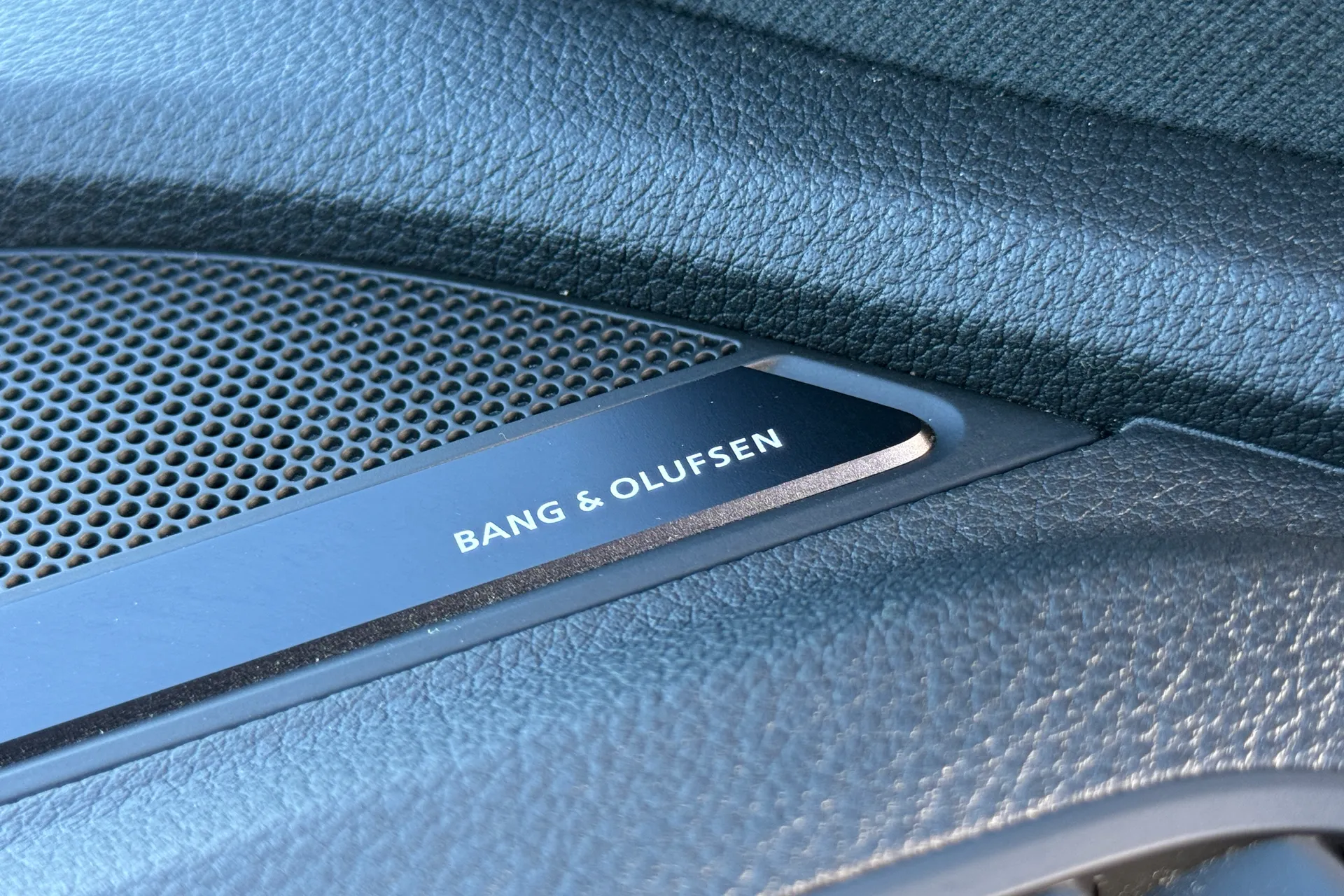 Audi Q5 thumbnail image number 16