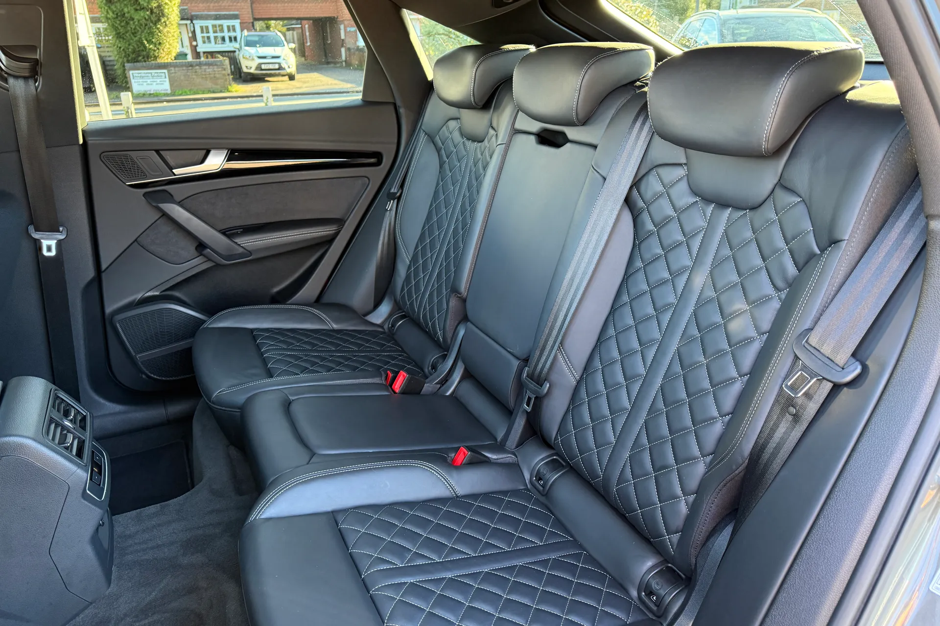 Audi Q5 thumbnail image number 42