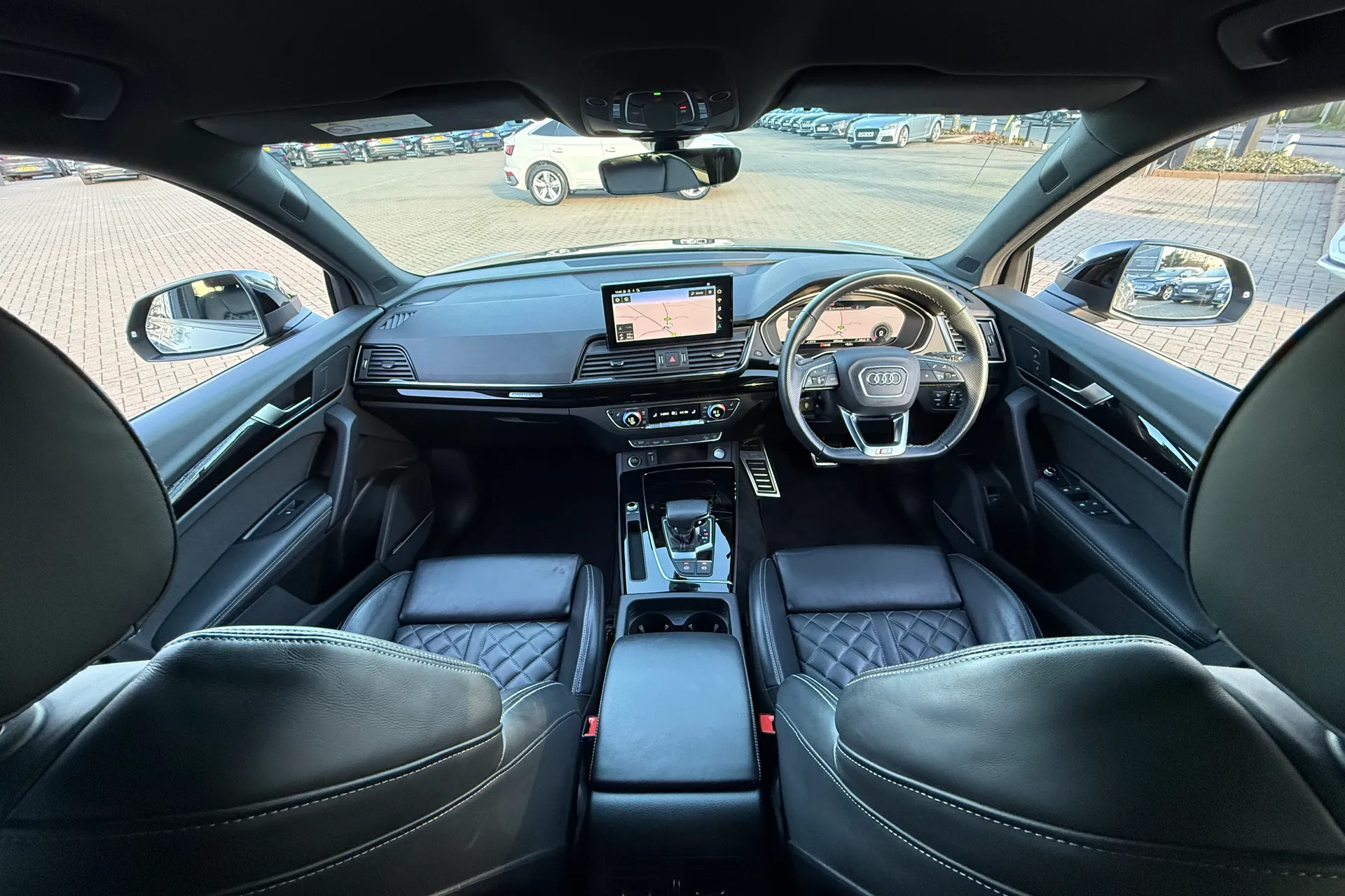 Audi Q5 thumbnail image number 3