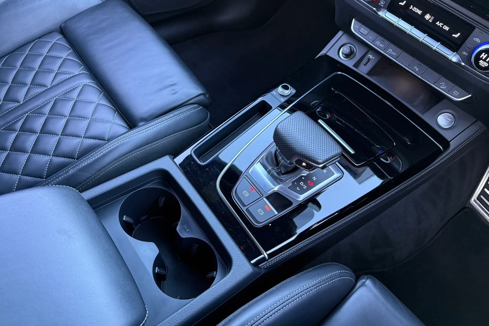 Audi Q5 thumbnail image number 39