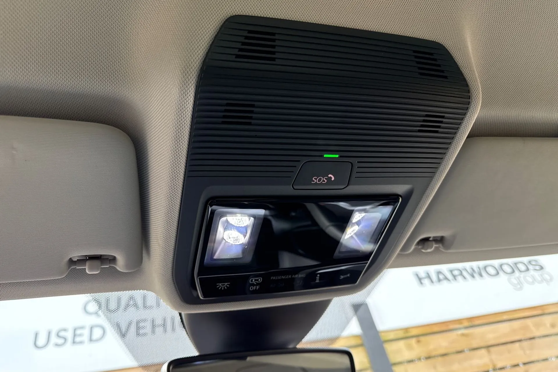 SEAT LEON thumbnail image number 52