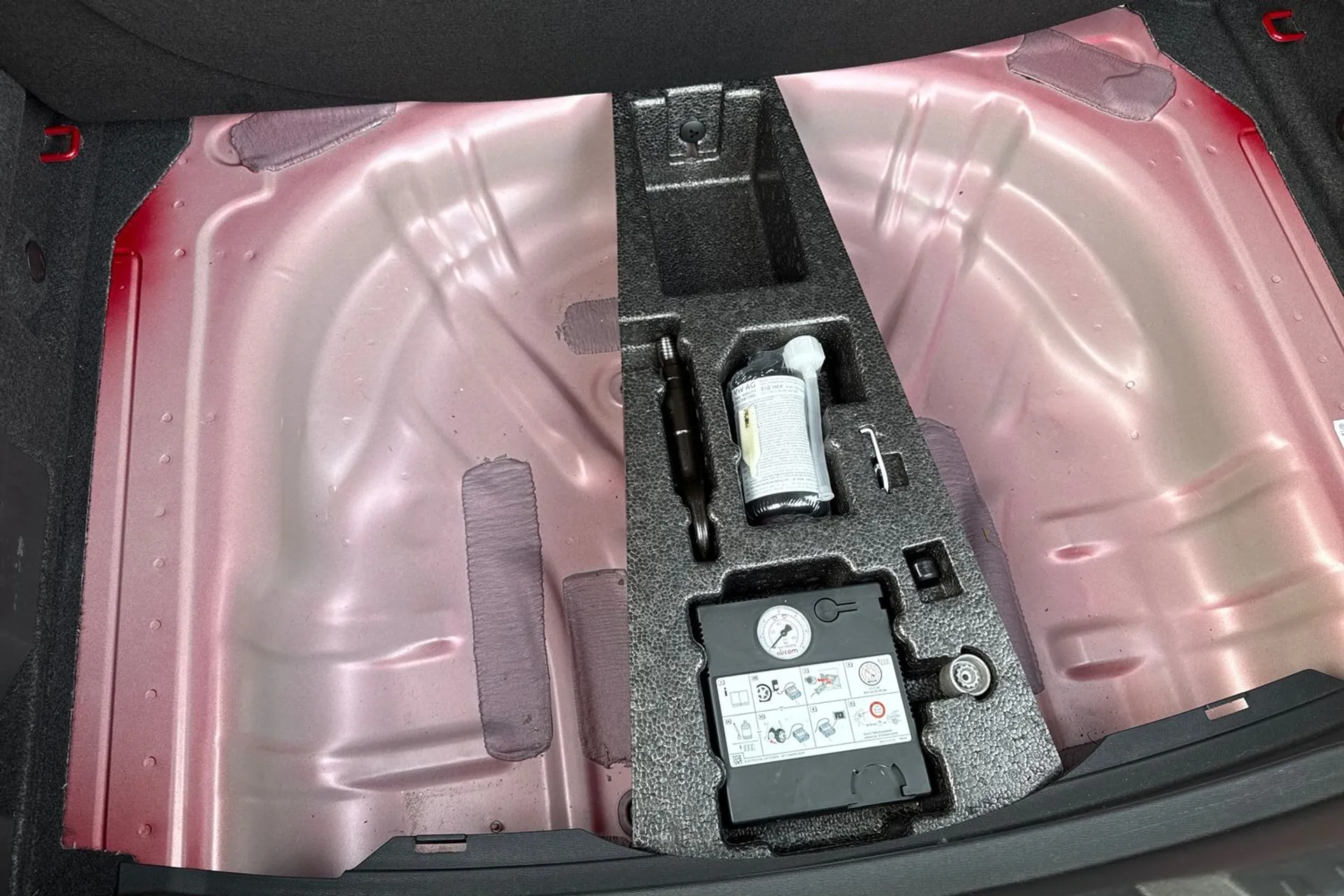 SEAT LEON thumbnail image number 23