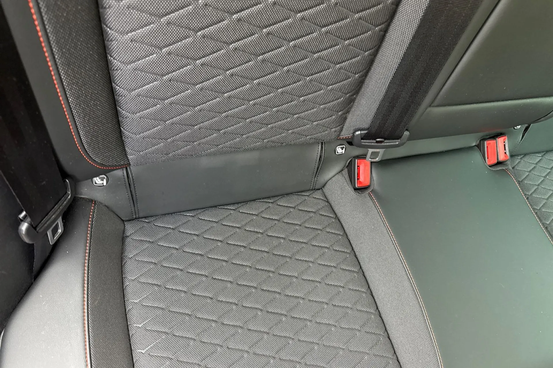 SEAT LEON thumbnail image number 26