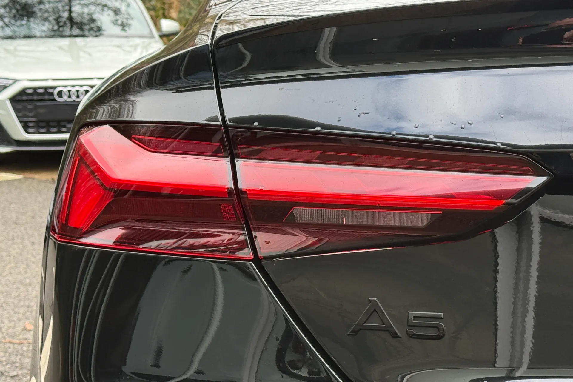 Audi A5 thumbnail image number 37