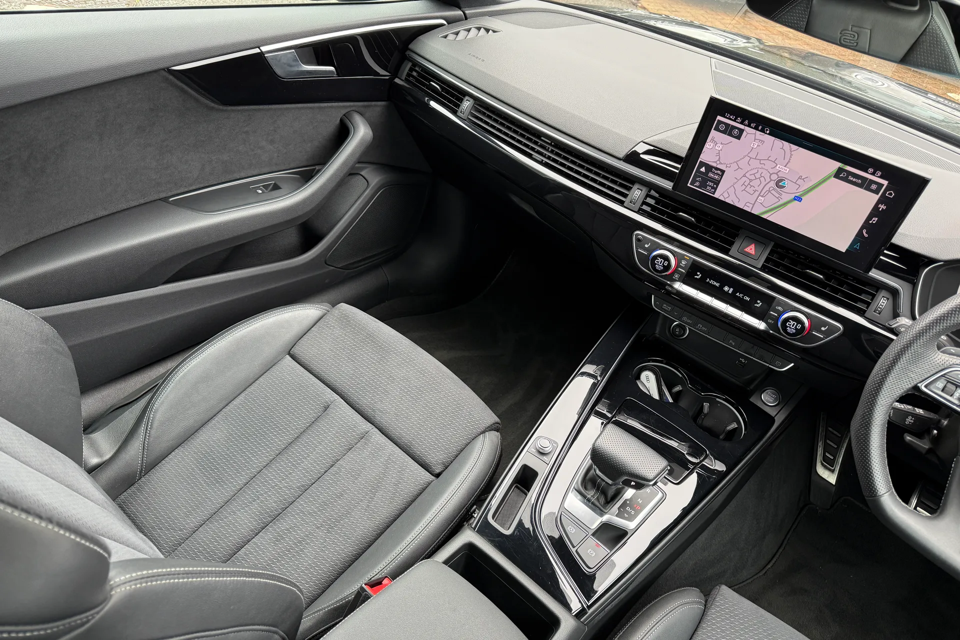 Audi A5 thumbnail image number 39