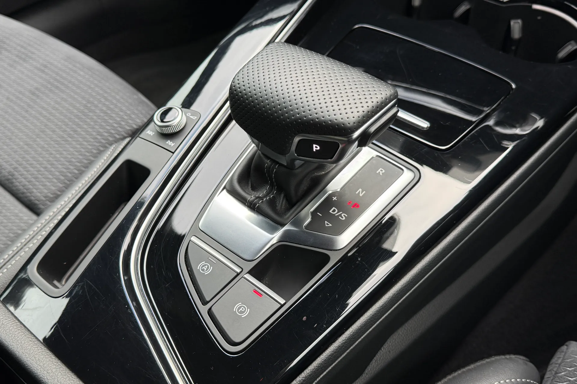 Audi A5 thumbnail image number 48