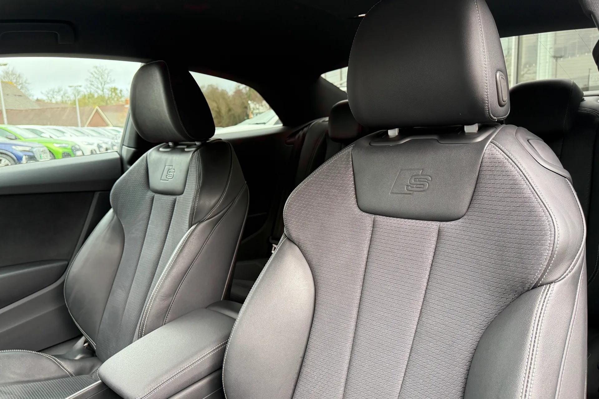 Audi A5 thumbnail image number 18