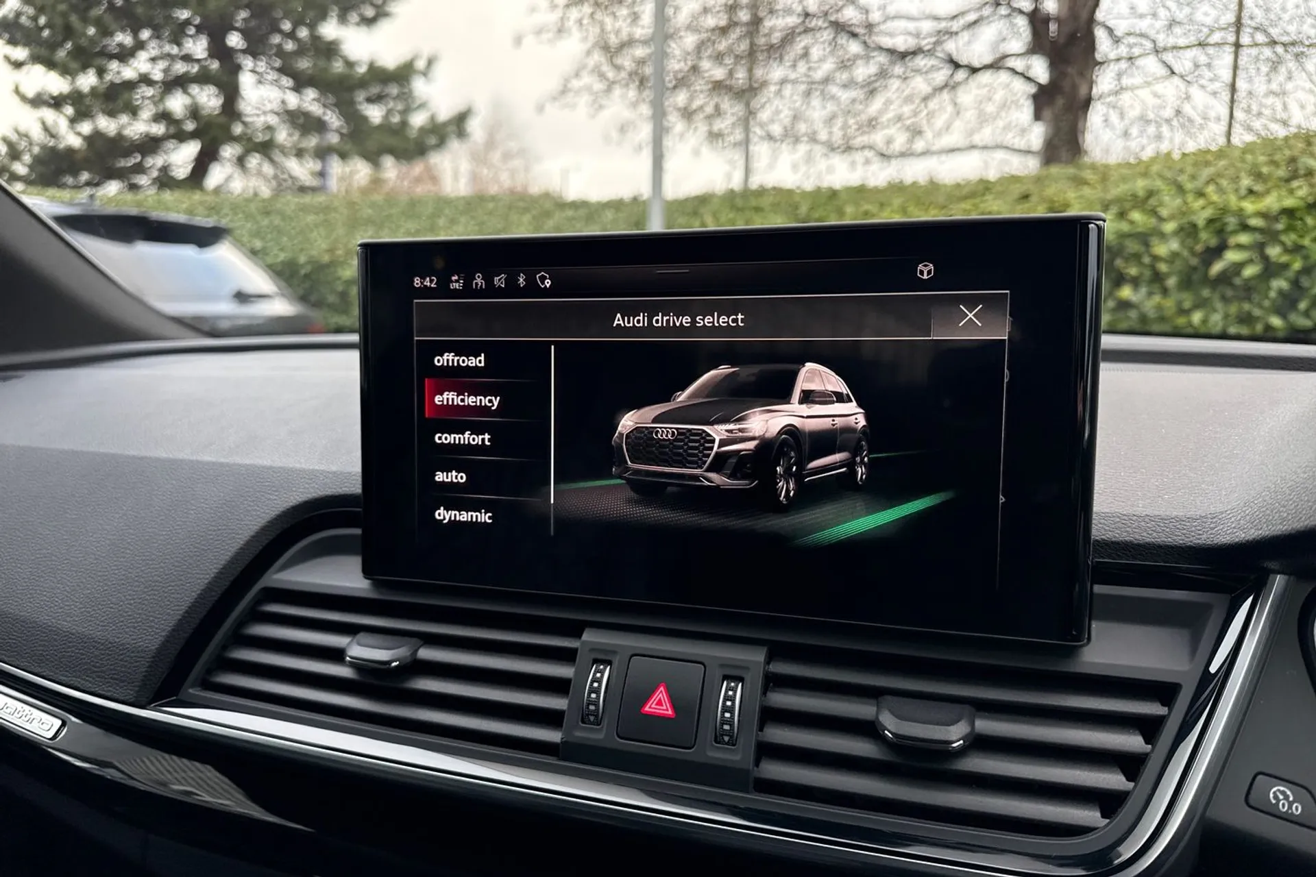 Audi Q5 thumbnail image number 24